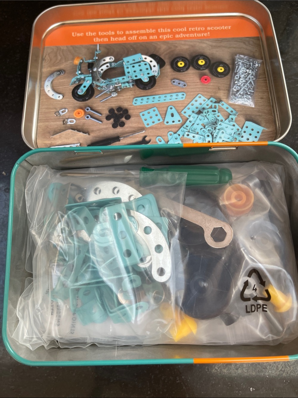 Gift in a tin Build a Retro Scooter Kit - Teal - Picture 2 of 2